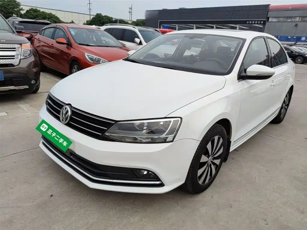 Купить Volkswagen Sagitar