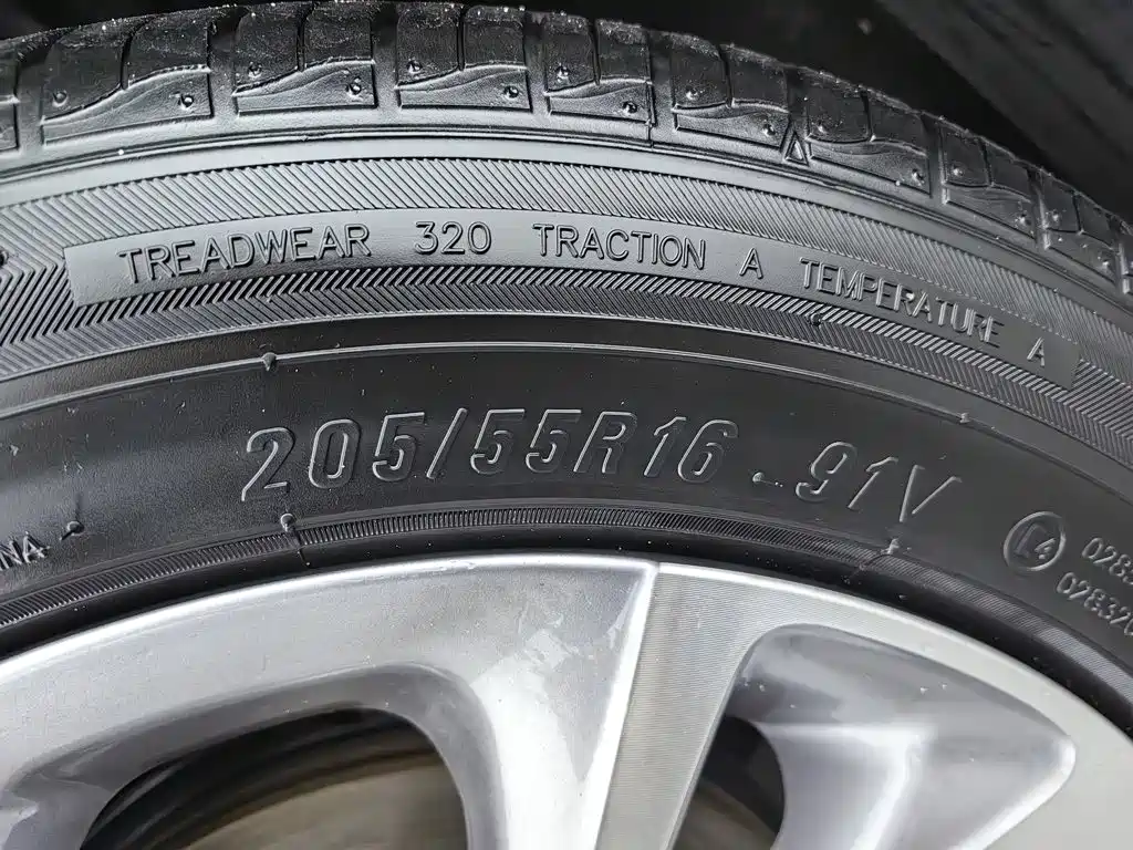 Buick Verano — миниатюра 24