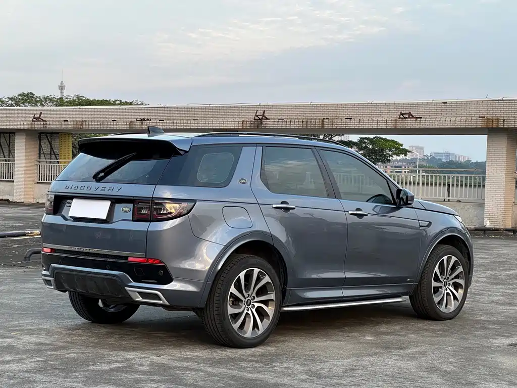Land Rover Discovery Sport — миниатюра 6