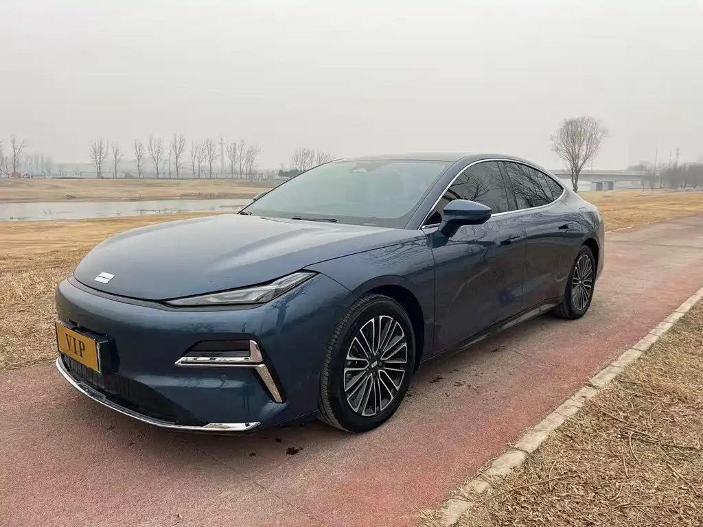 GEELY GALAXY GALAXY SPARKLE 8