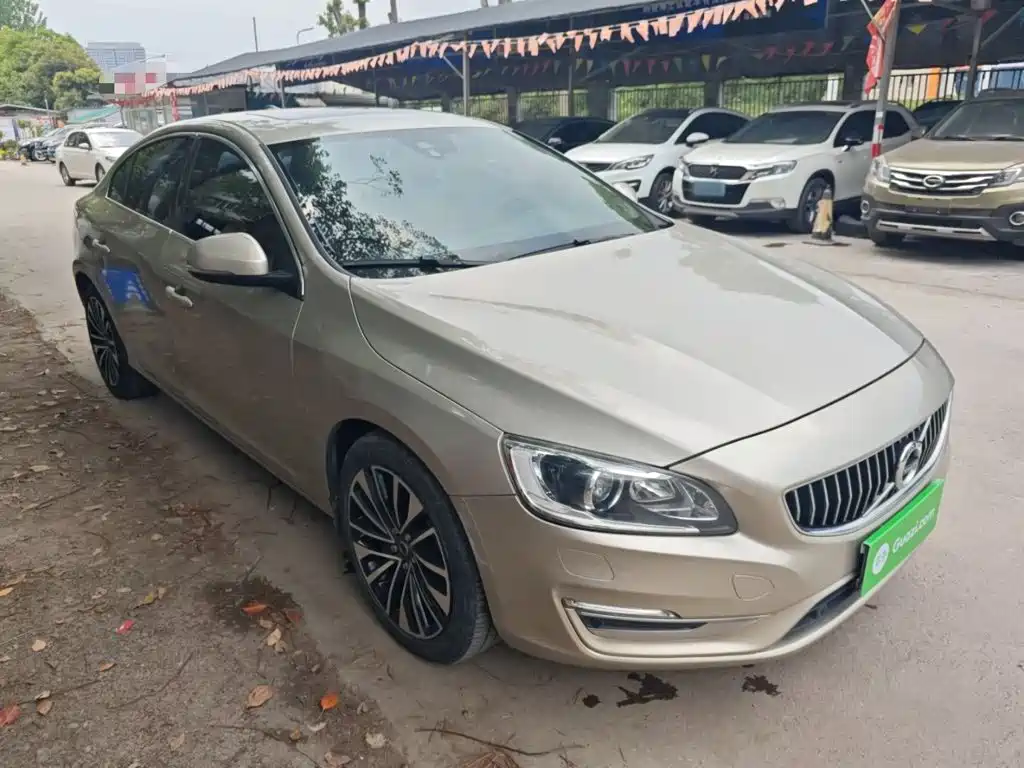 Volvo S60 — миниатюра 21