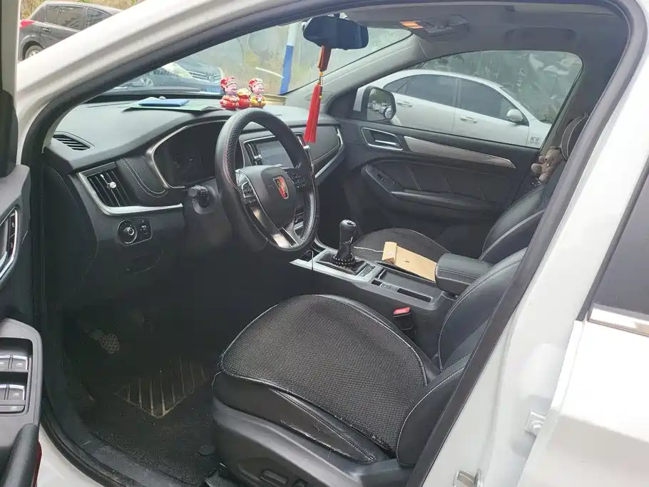 Roewe RX5 — миниатюра 9