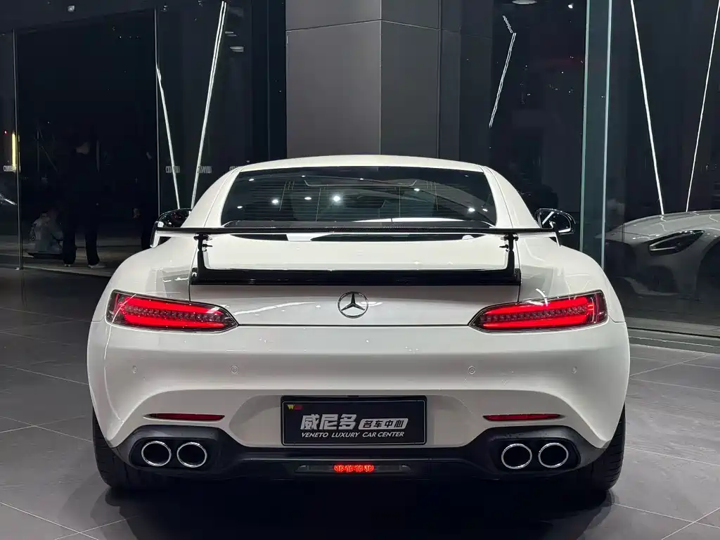 MERCEDES-BENZ AMG GT