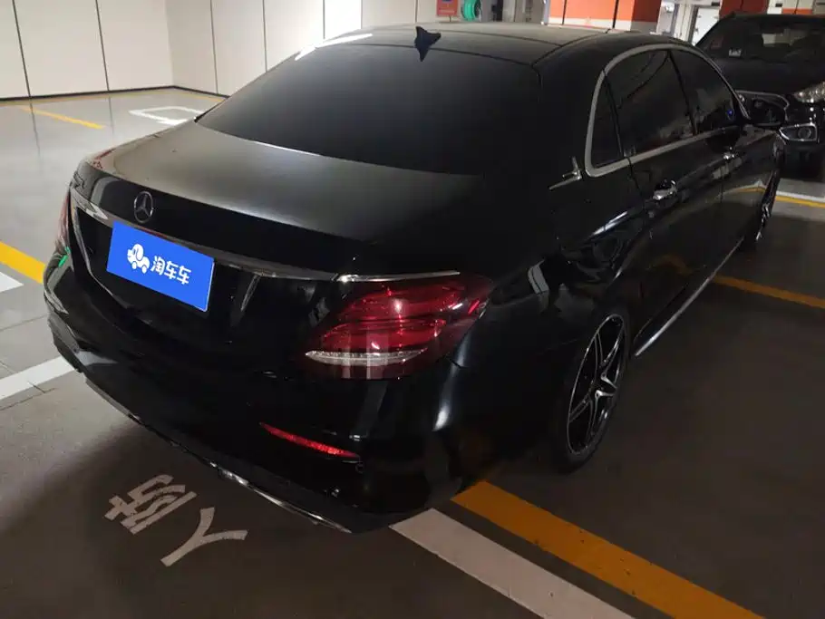 Mercedes-Benz E-Class — миниатюра 3