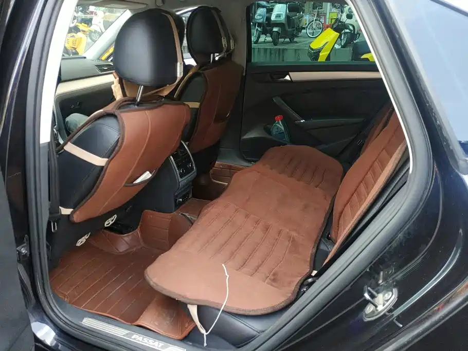 Volkswagen Passat — миниатюра 11