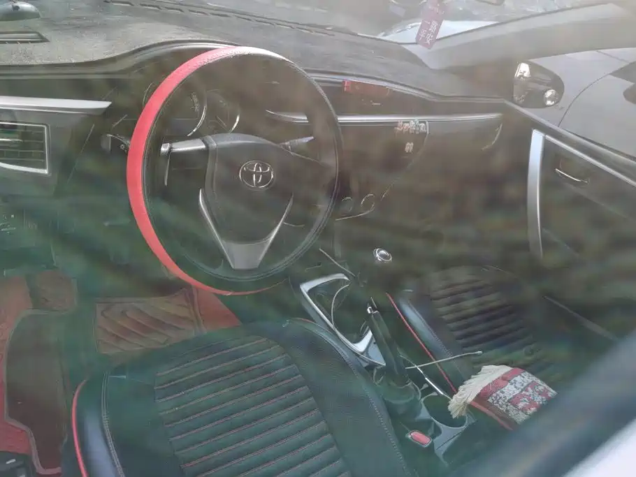Toyota Corolla — миниатюра 12
