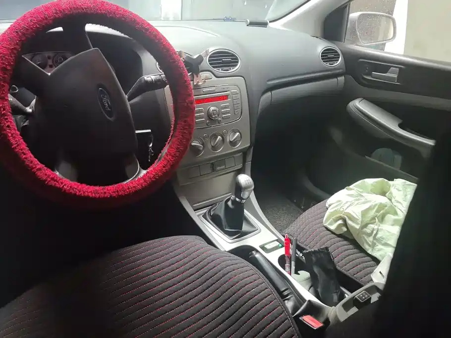 Ford Focus — миниатюра 12