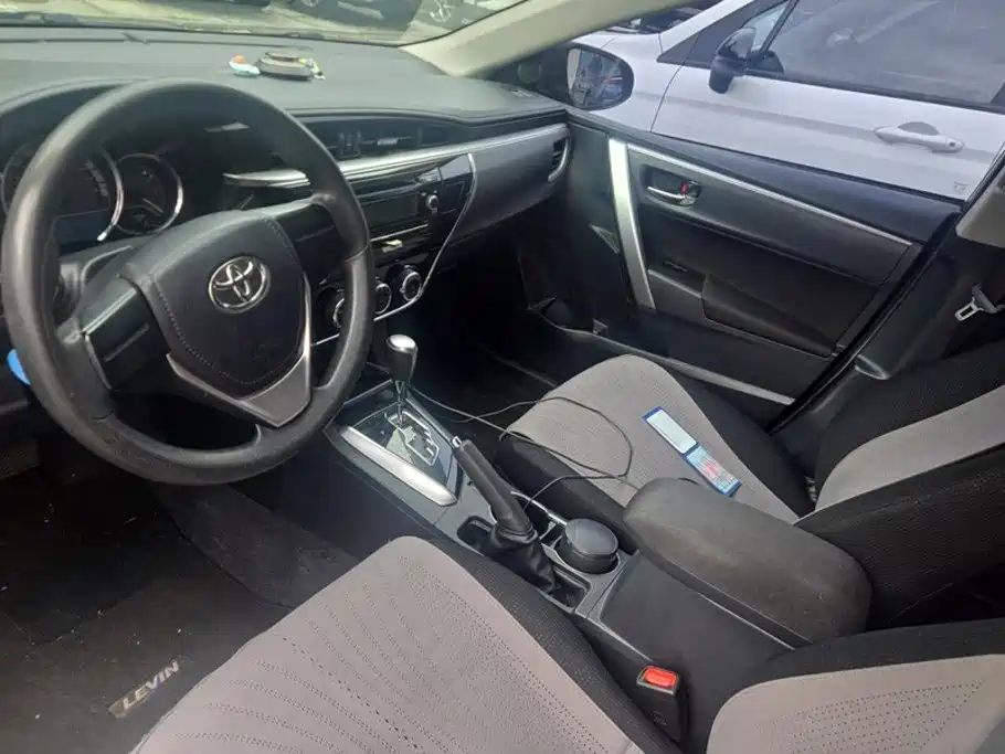 Toyota Corolla — миниатюра 12