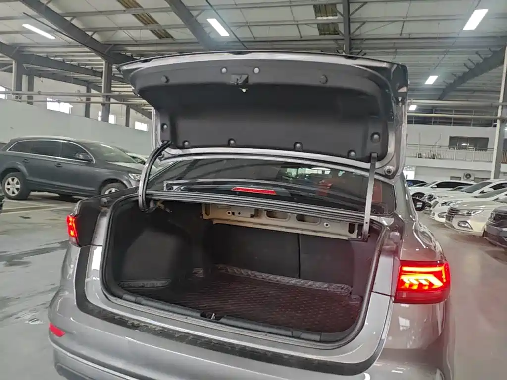 Geely Emgrand — миниатюра 19