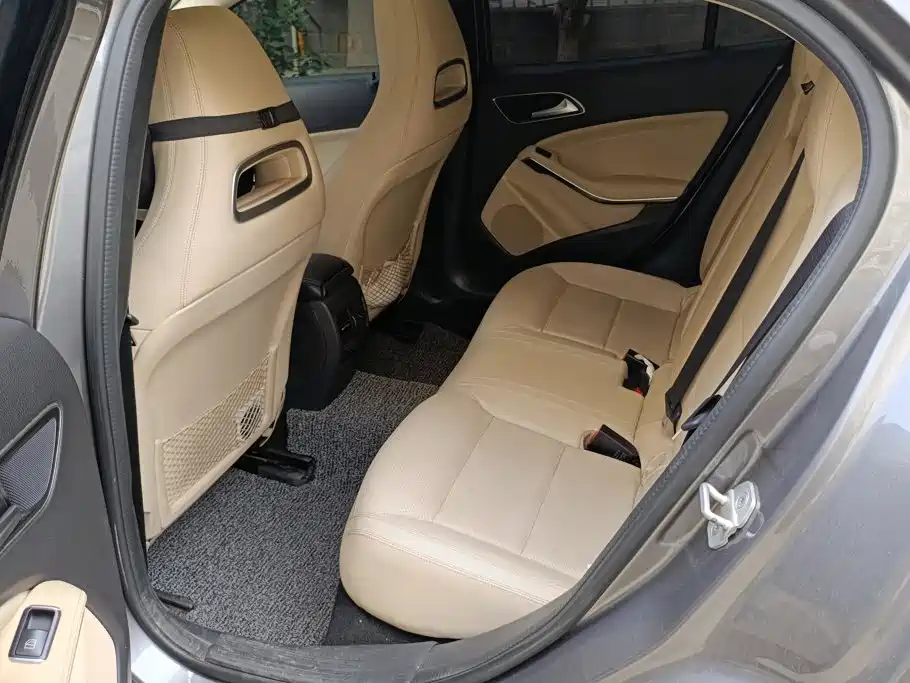 Mercedes-Benz GLA — миниатюра 11