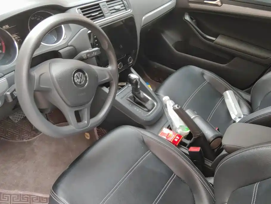 Volkswagen Sagitar — миниатюра 12
