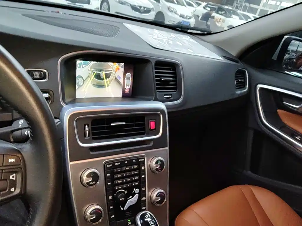 Volvo S60 — миниатюра 13