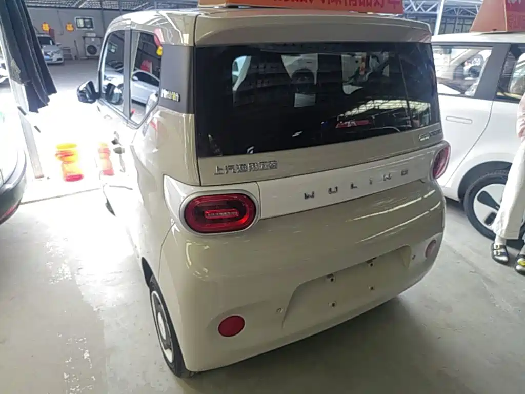 Wuling MINIEV — миниатюра 5
