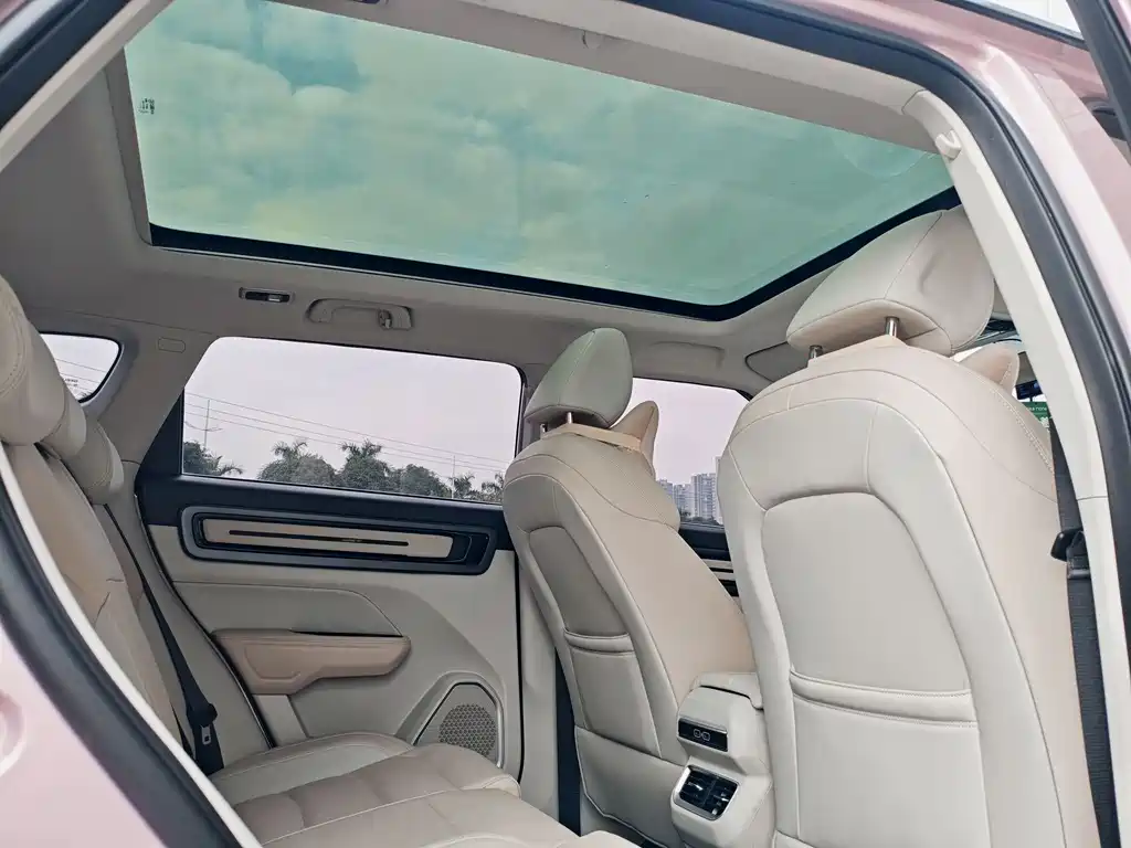 GEELY AUTOMOBILE GEELY ICON