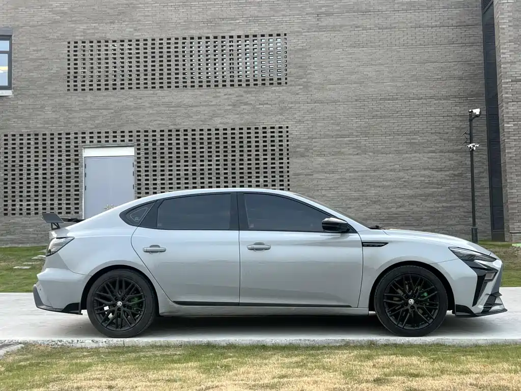 MG 6 2023 1.5T XLINE