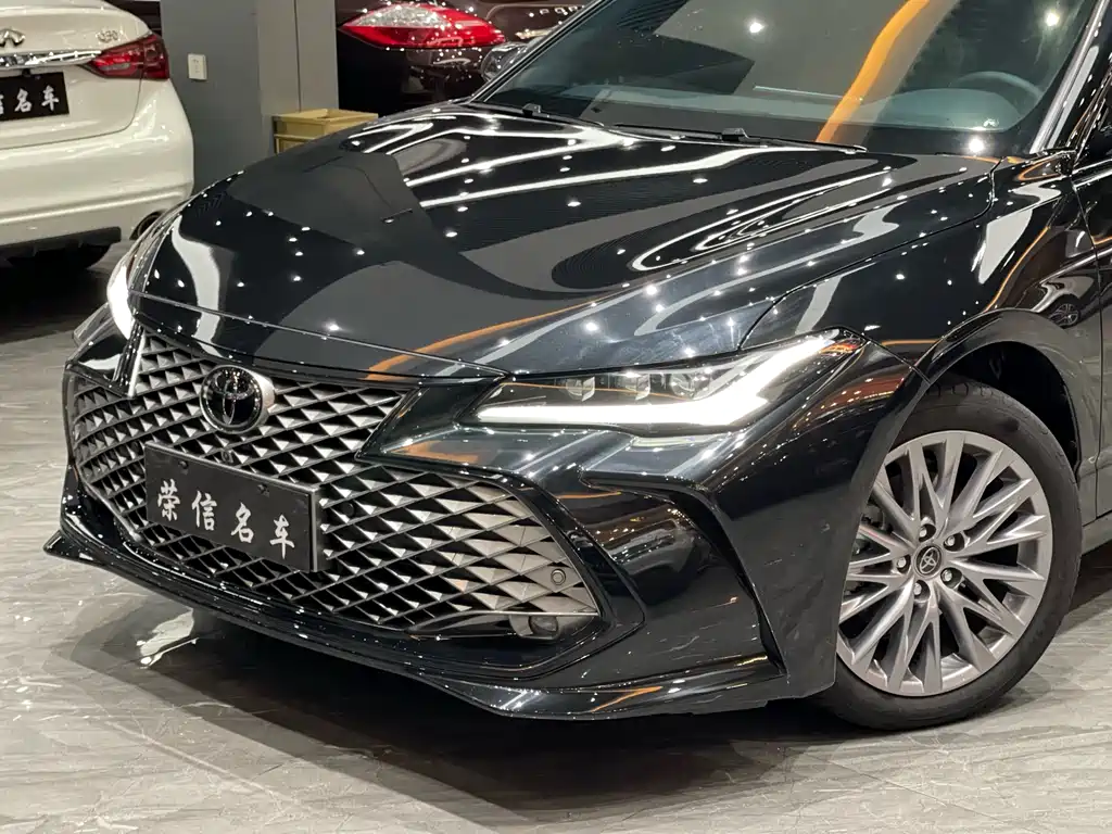 TOYOTA ASIAN DRAGON