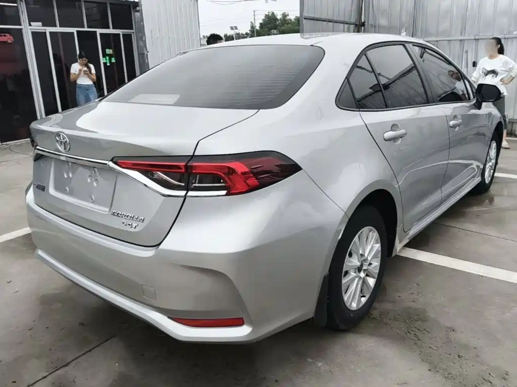 Toyota Corolla — миниатюра 7