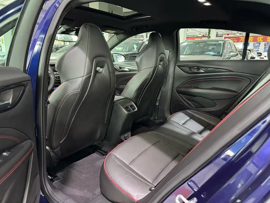 Buick Regal 2017 GS 28T Luxury