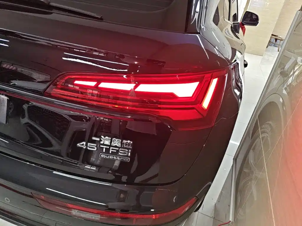Audi Q5L — миниатюра 8