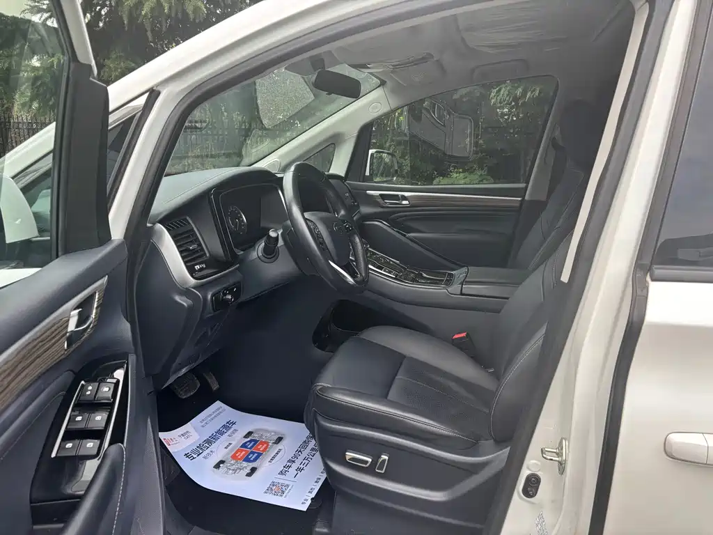 GAC Motor Trumpchi M8 — миниатюра 6