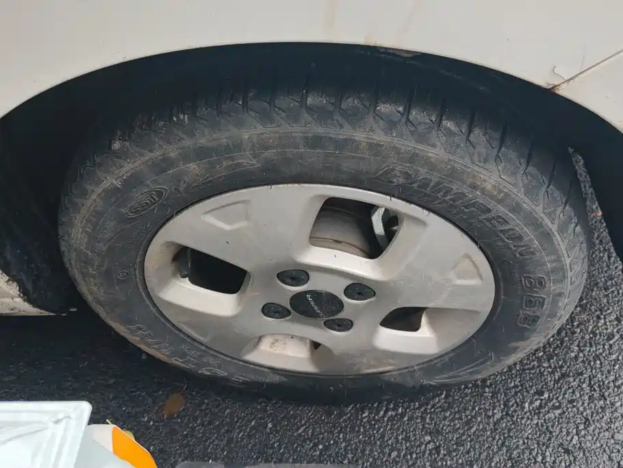 Roewe Clever — миниатюра 6