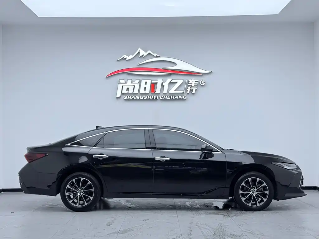 Toyota Avalon 2023 2.0L Luxury