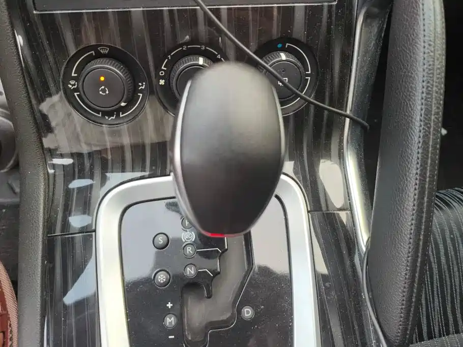 Peugeot 3008 — миниатюра 16