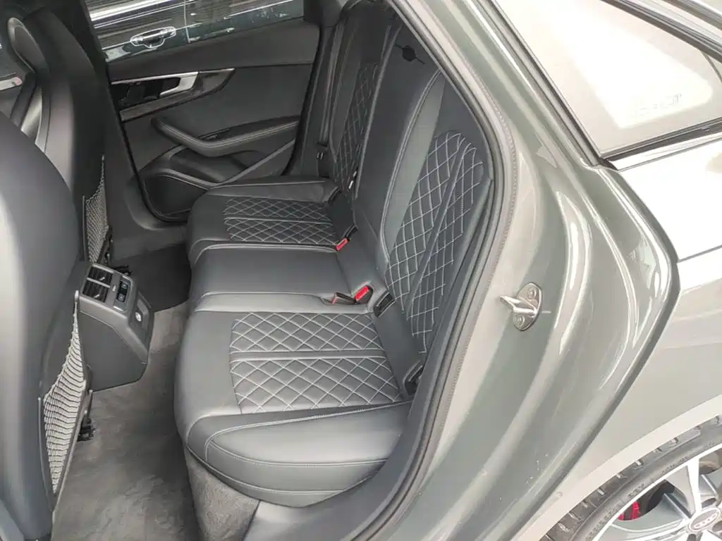 Audi S4 — миниатюра 17