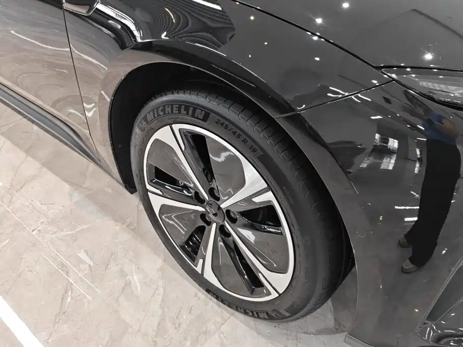 NIO ET5T — миниатюра 6