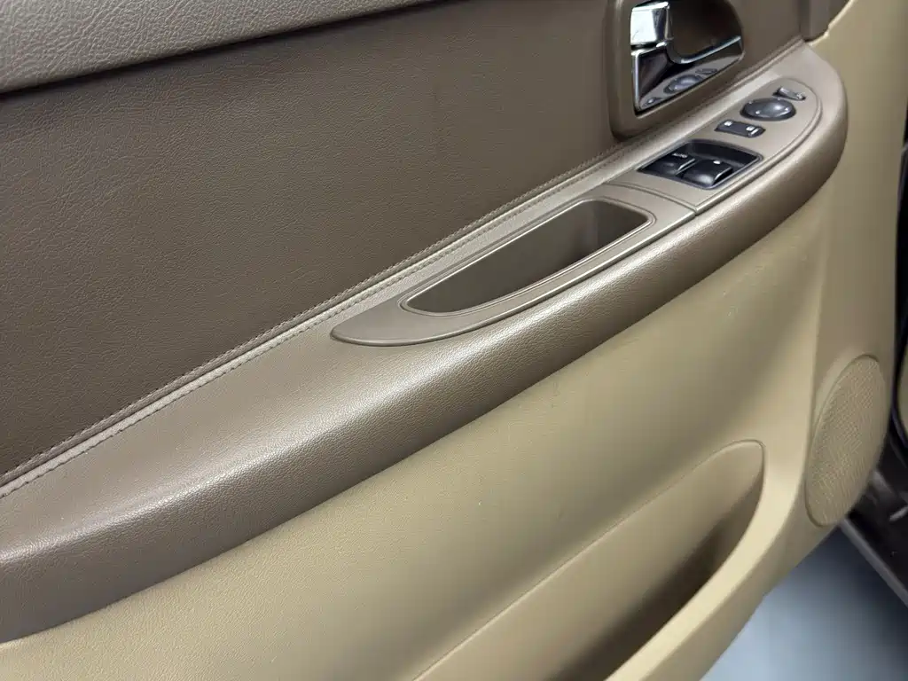 Buick GL8 — миниатюра 13