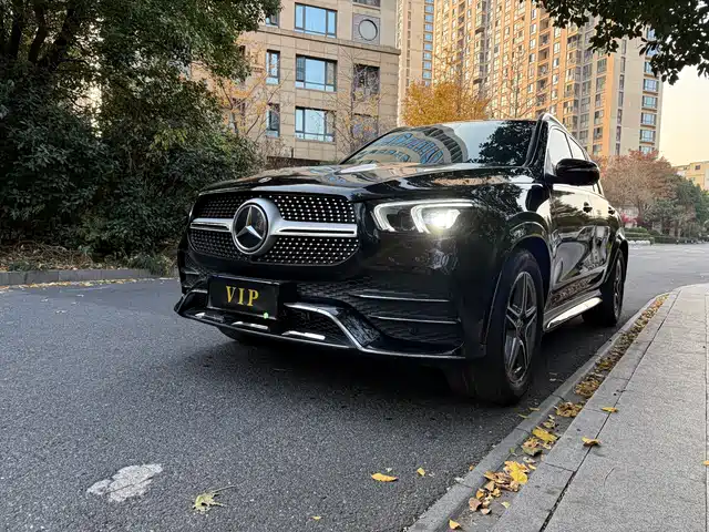 MERCEDES-BENZ GLE