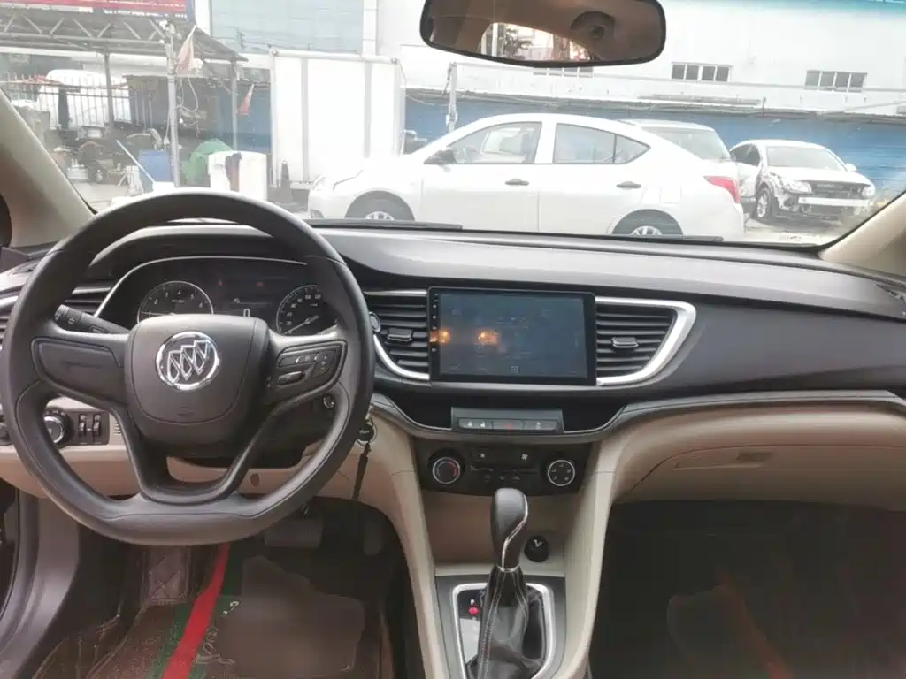 Buick Excelle — миниатюра 10