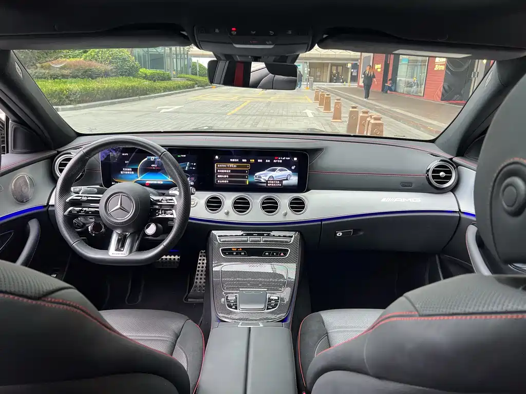 MERCEDES-BENZ E CLASS AMG