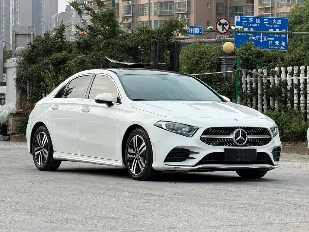 Mercedes-Benz A-Class — миниатюра 3
