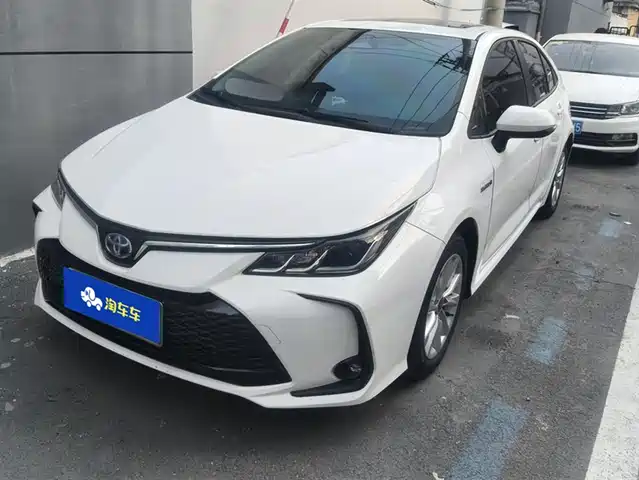 TOYOTA COROLLA 2024