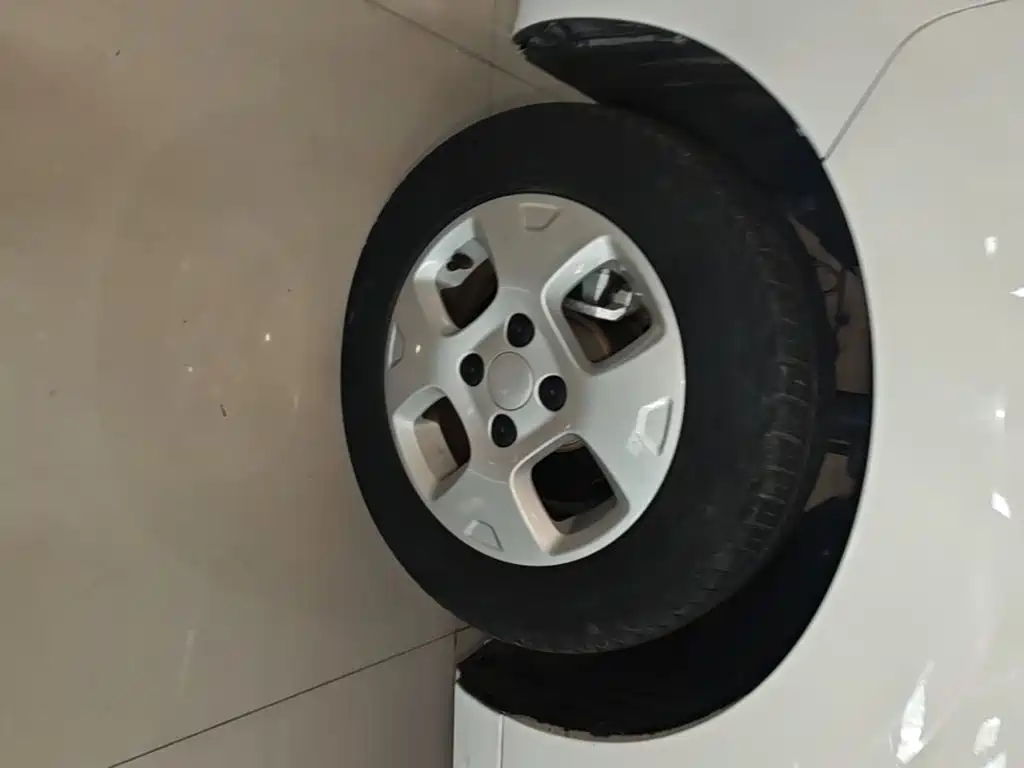 Roewe Clever — миниатюра 23