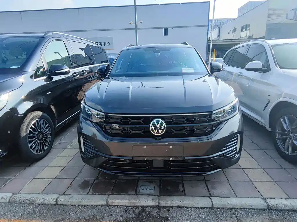 Volkswagen Tayron — миниатюра 2