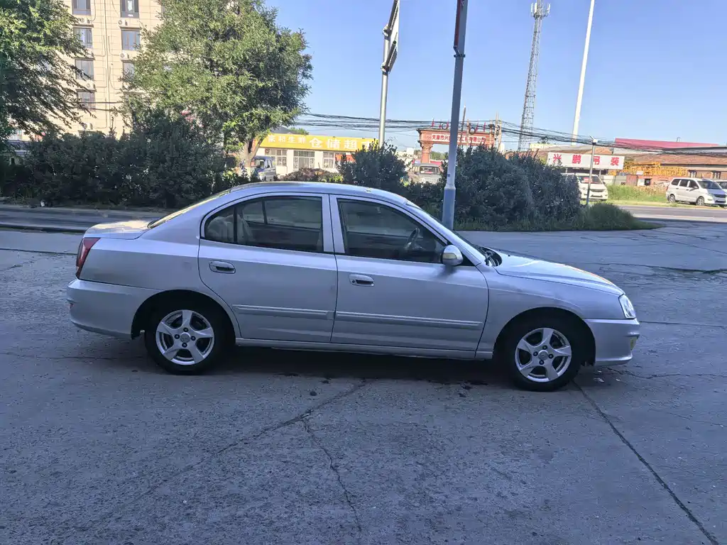 Hyundai Elantra 2011 1.6L MT Comfort