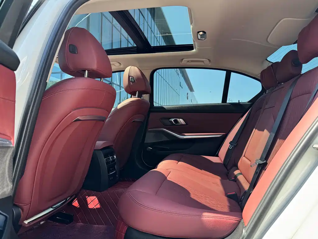 BMW 3 Series — миниатюра 7
