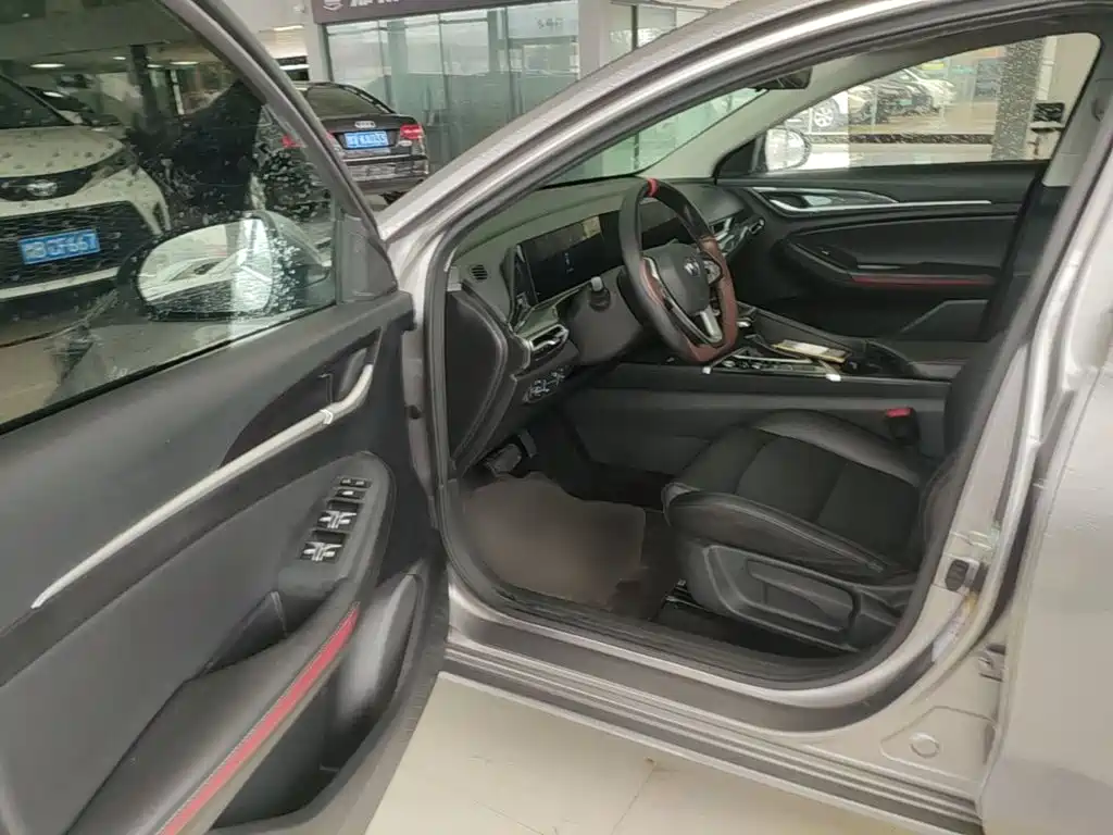 Changan Eado — миниатюра 16