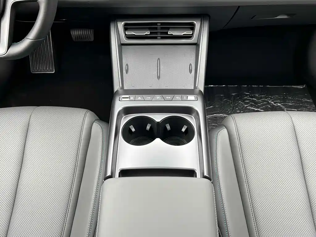 BYD Qin L — миниатюра 12