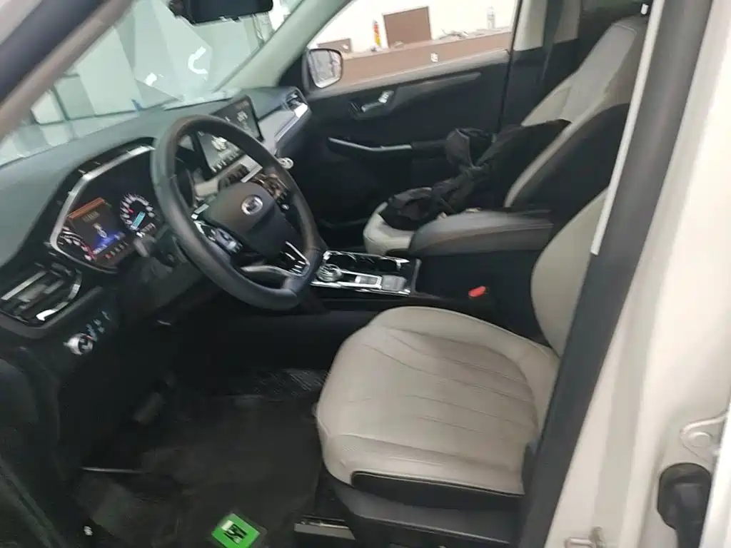 Ford Escape — миниатюра 15