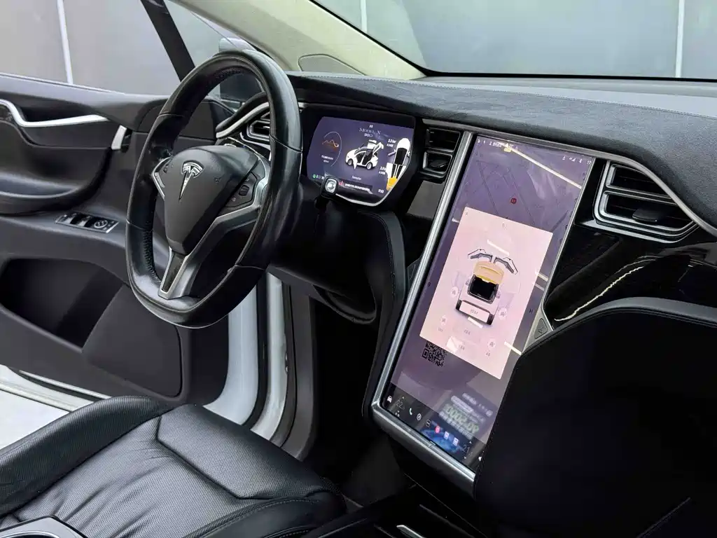 Tesla Model X — фотографии объявления, Фото 18