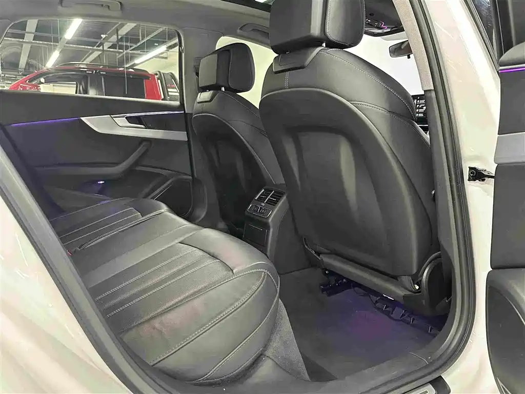 Audi A4L — миниатюра 15
