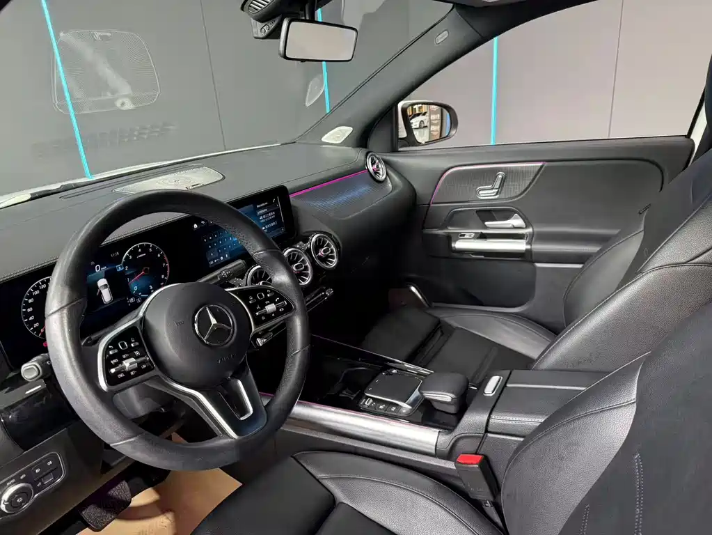 Mercedes-Benz GLA — миниатюра 11