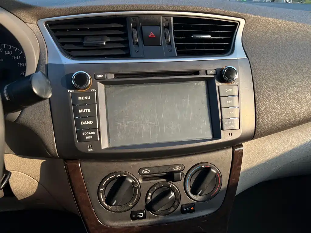 Nissan Sylphy — миниатюра 15