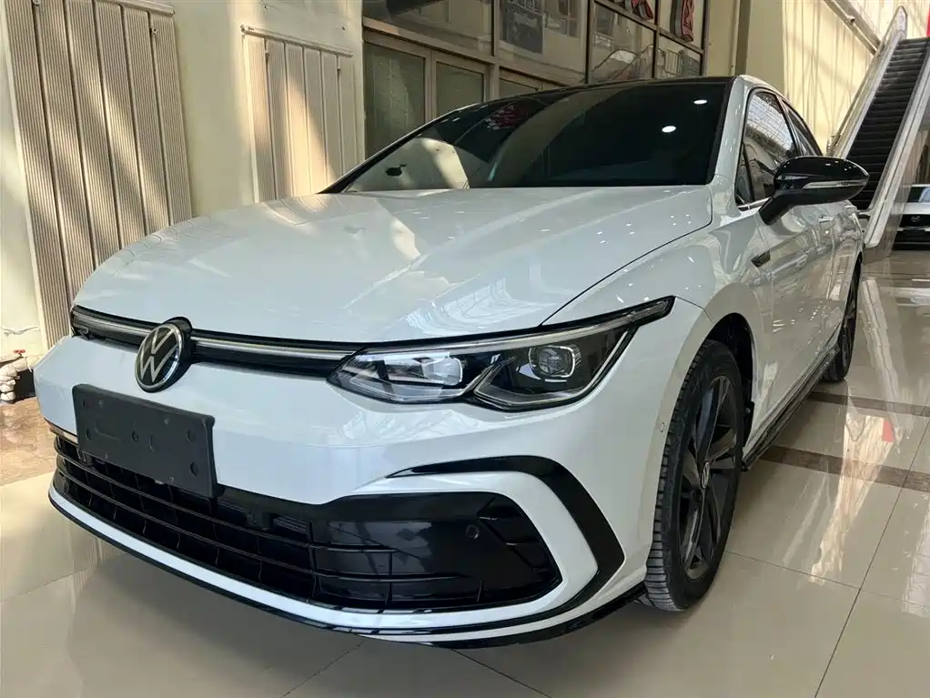 Volkswagen Golf 2022