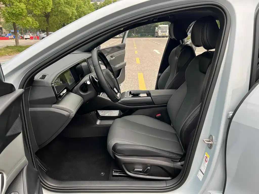 BYD Qin L — миниатюра 4