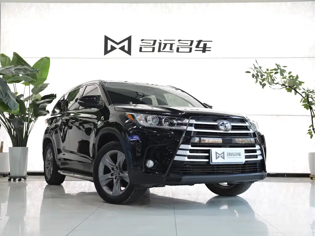 TOYOTA HIGHLANDER