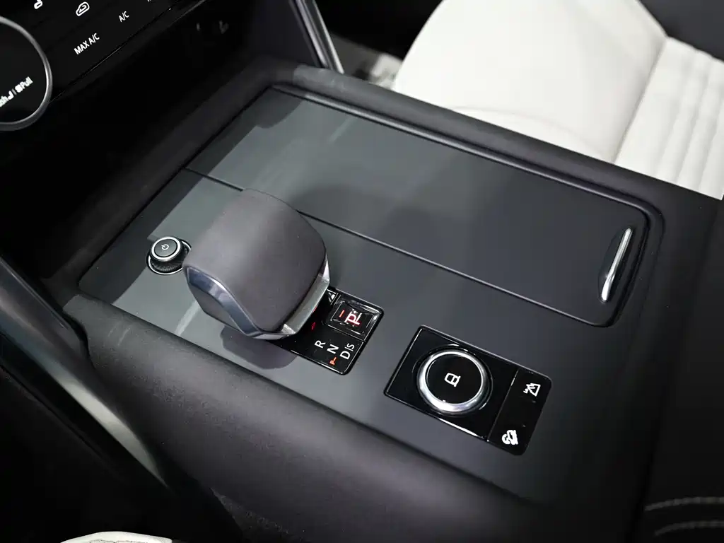 Land Rover Discovery - фото 16